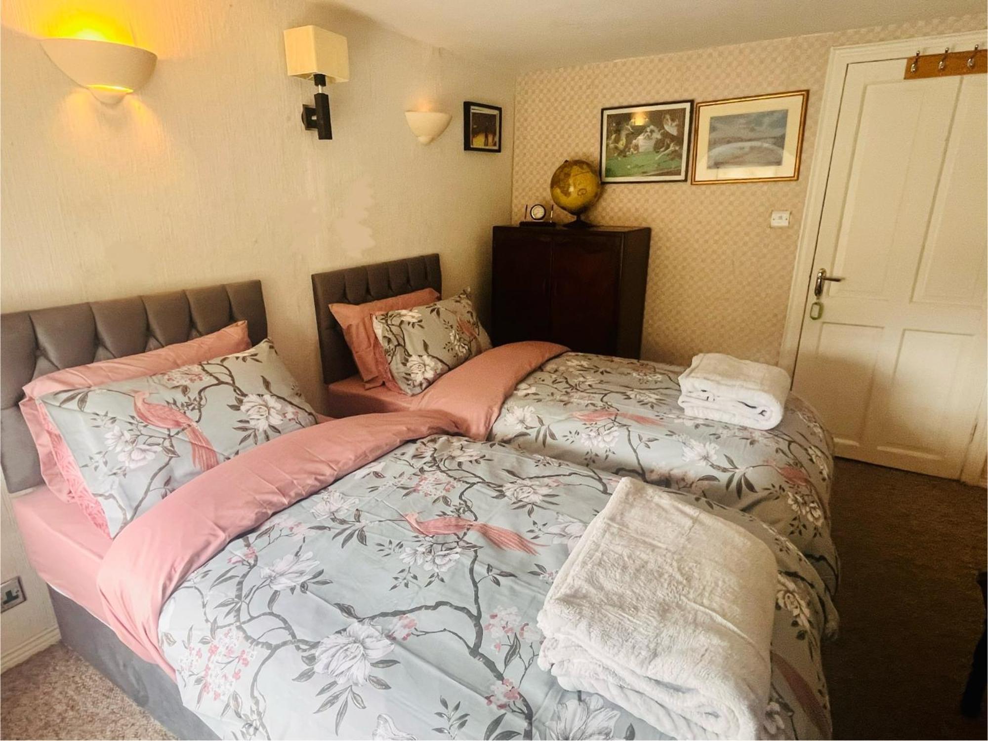 Kingfisher Lodge & Pub Castleconnell Habitación foto